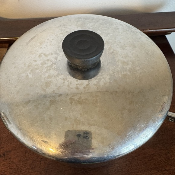 Revere Ware 4 Qt  Sauce Pan 93, Clinton, Illinois - Picture 2 of 10